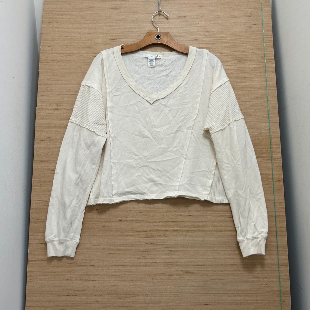 Altar'd State‎ Cream Cropped V-Neck Sweatshirt Waffle Knit Mixed Media Medium